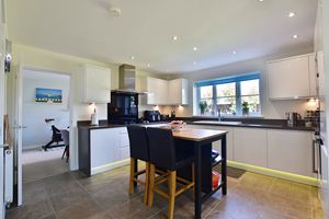 Photo 11- click for photo gallery